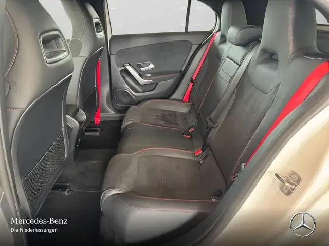 Mercedes-Benz A 35 AMG