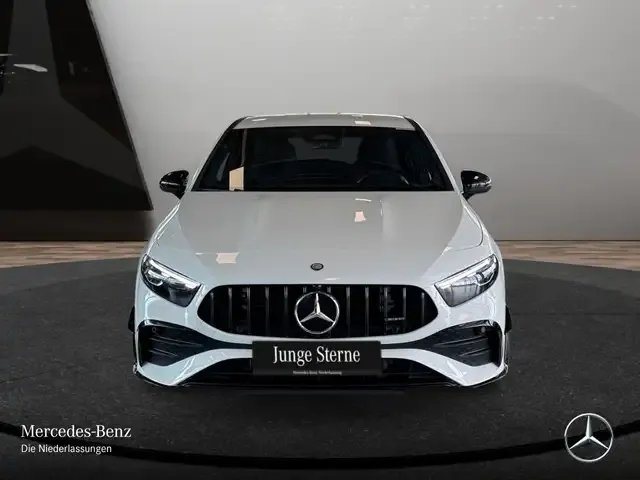 Mercedes-Benz A 35 AMG