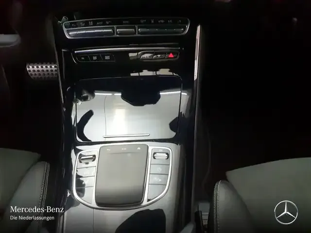 Mercedes-Benz EQC 400