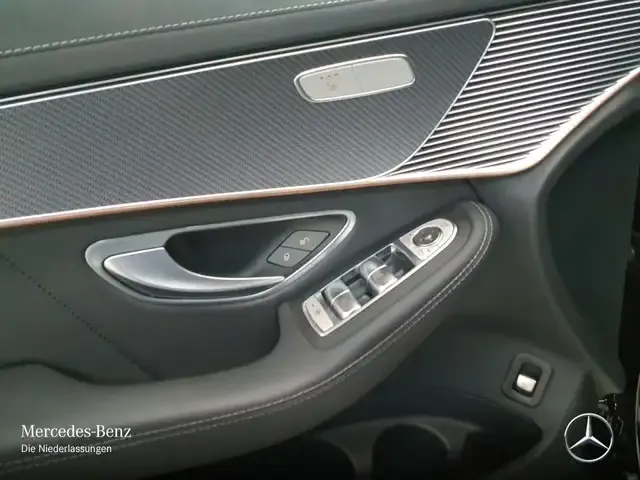 Mercedes-Benz EQC 400