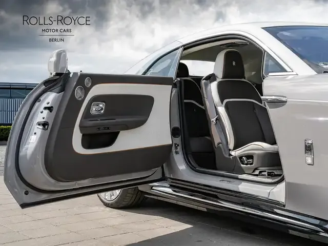 Rolls-Royce Spectre