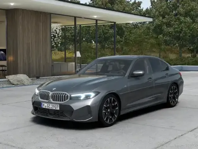 BMW 330