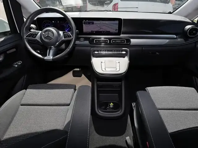 Mercedes-Benz EQV 300