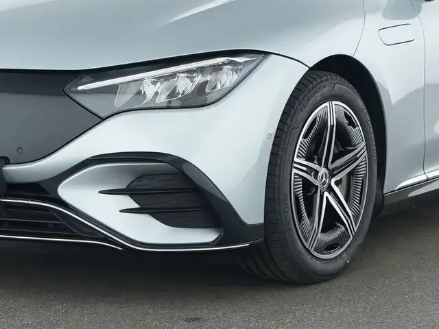 Mercedes-Benz EQE 350