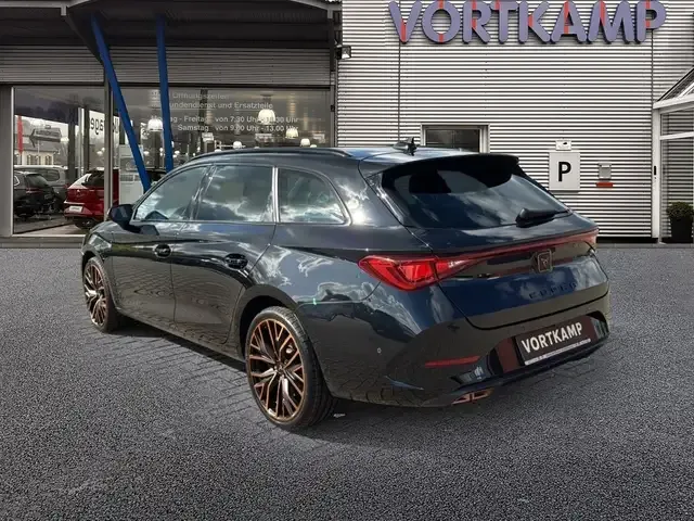 CUPRA Leon