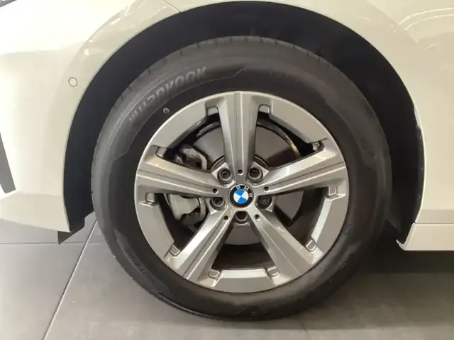 BMW 216