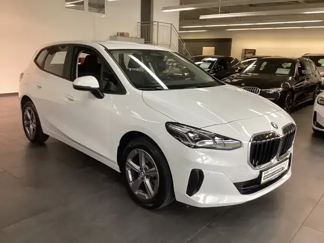 BMW 216