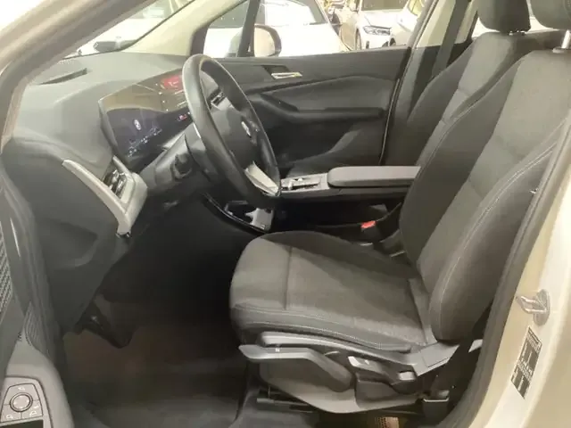 BMW 216