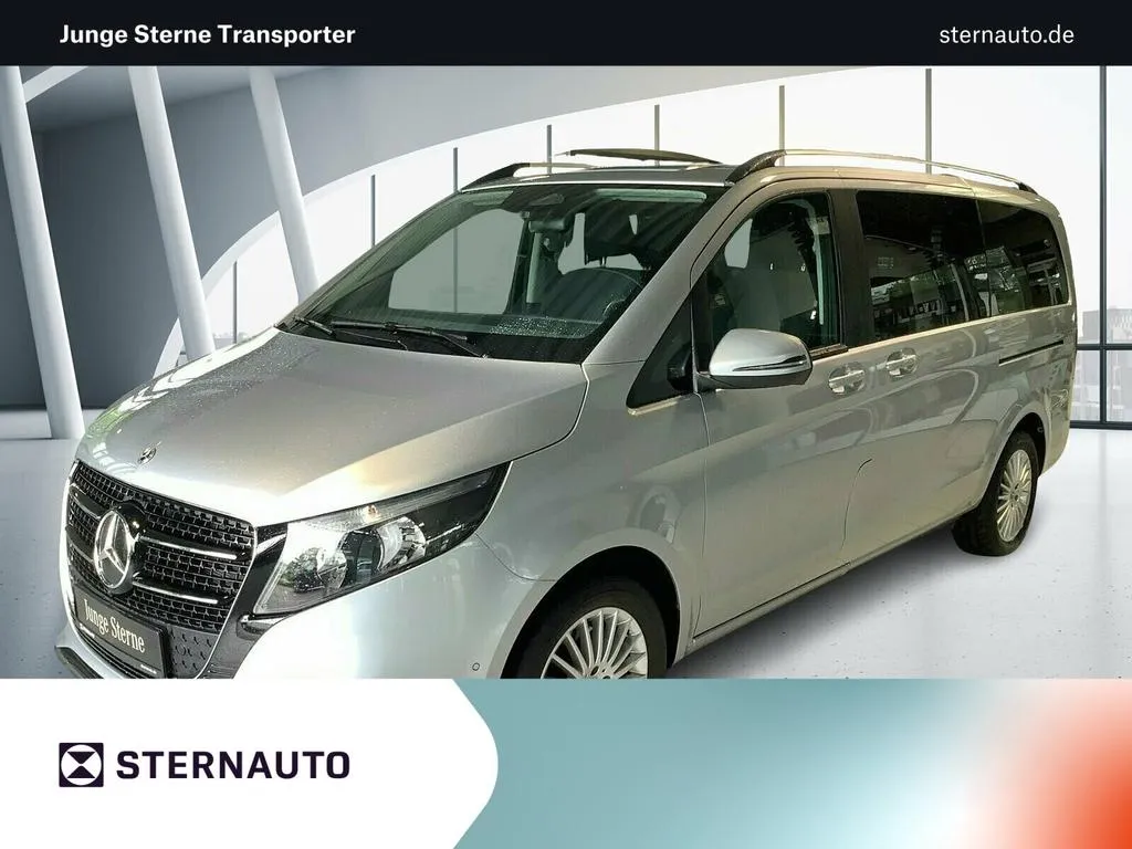 Mercedes-Benz V 220