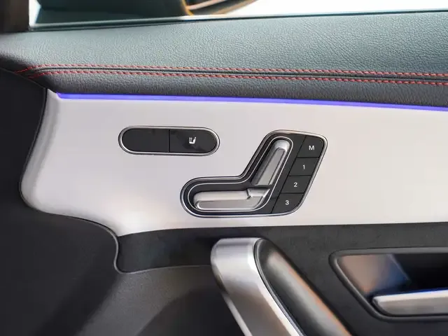 Mercedes-Benz CLA 35 AMG