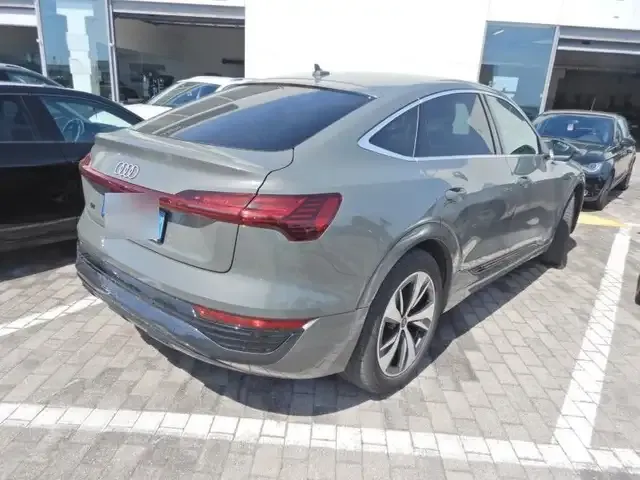 Audi Q8 e-tron
