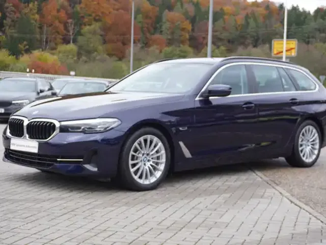 BMW 530
