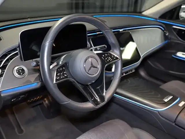 Mercedes-Benz E 200