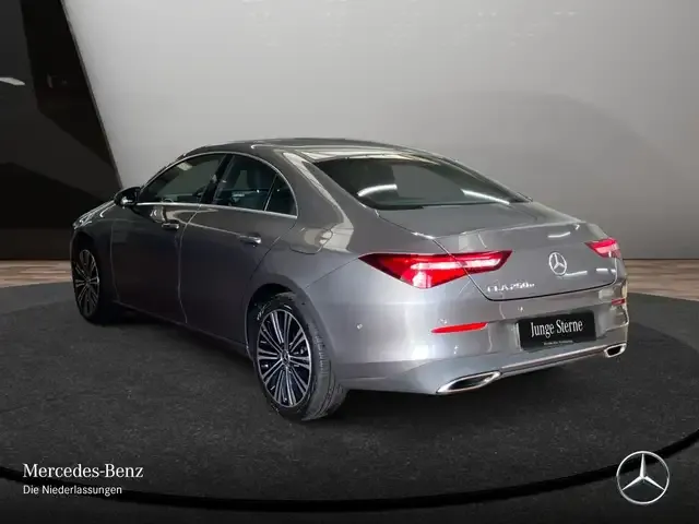 Mercedes-Benz CLA 250