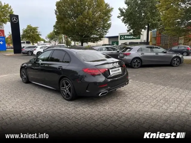 Mercedes-Benz C 180