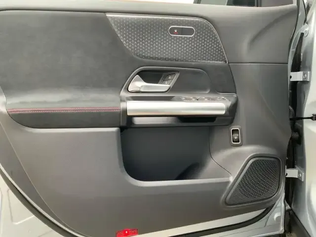 Mercedes-Benz EQA 350