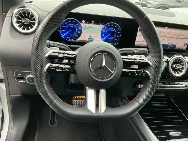 Mercedes-Benz EQA 350