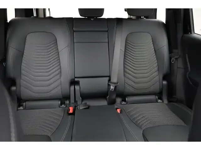 Mercedes-Benz EQB 300