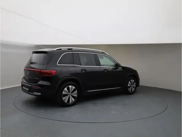 Mercedes-Benz EQB 300