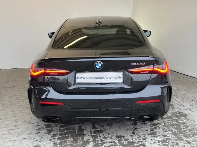 BMW 440
