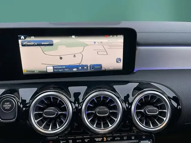 Mercedes-Benz CLA 250