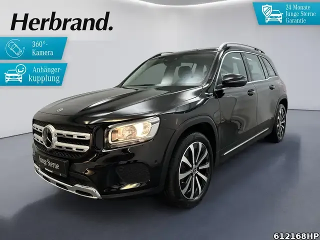 Mercedes-Benz GLB 220