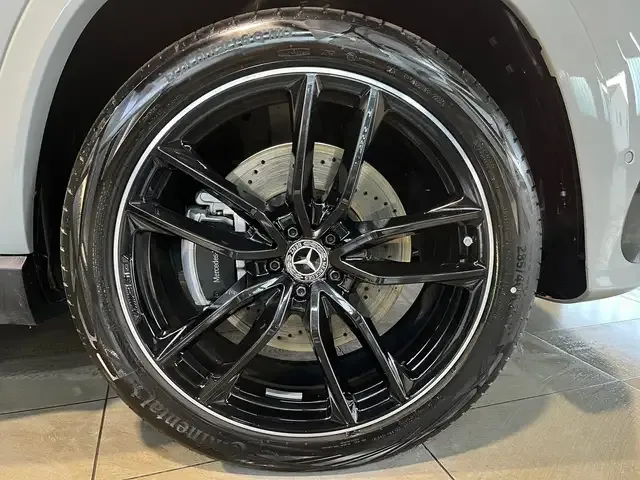 Mercedes-Benz GLS 580