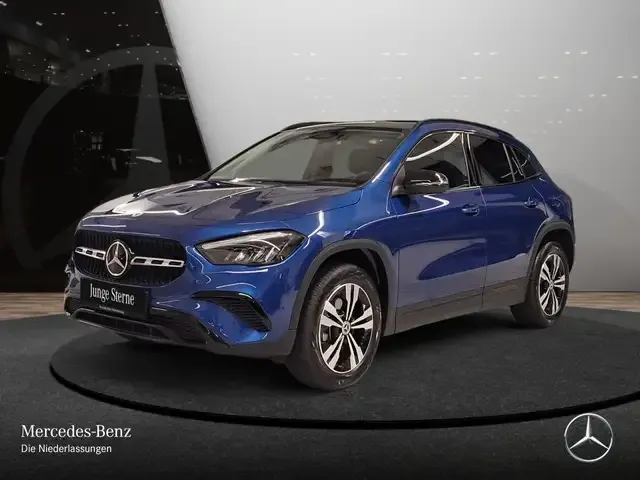 Mercedes-Benz GLA 180