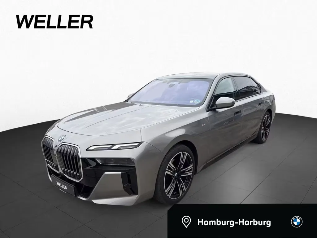 BMW 740