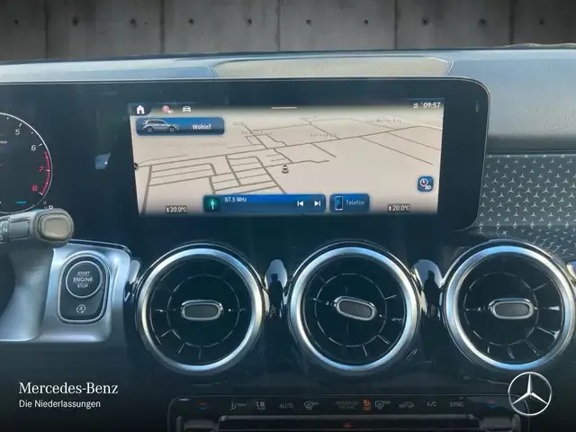Mercedes-Benz GLB 200