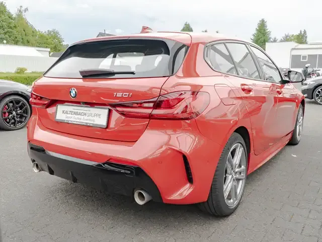 BMW 120