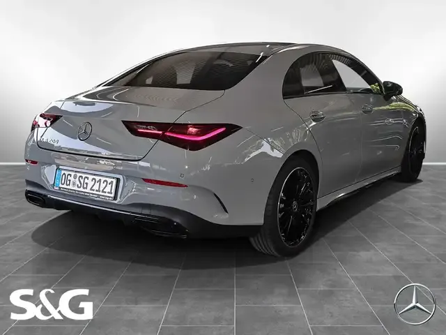 Mercedes-Benz CLA 200