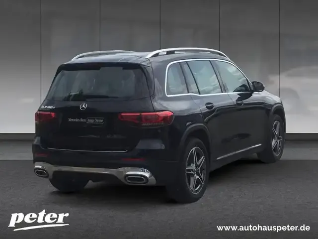Mercedes-Benz GLB 180