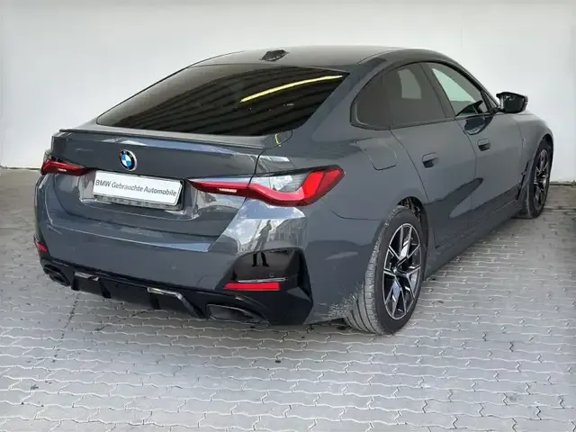 BMW 440