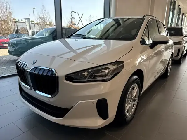 BMW 218