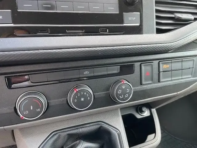 Volkswagen T6.1 Transporter