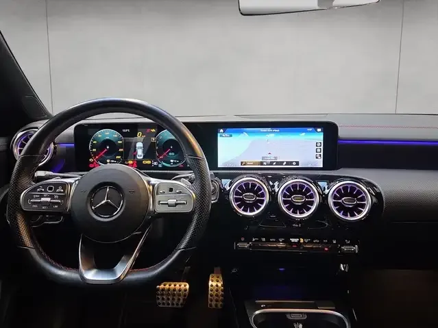 Mercedes-Benz CLA 250