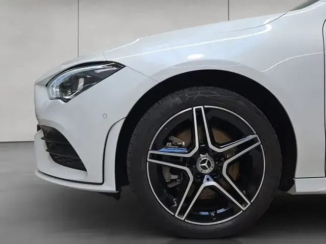 Mercedes-Benz CLA 250