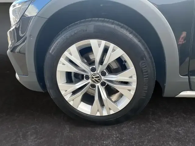 Volkswagen Passat Alltrack
