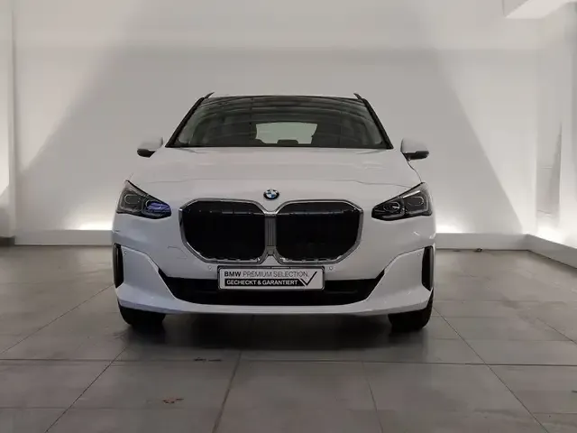 BMW 216