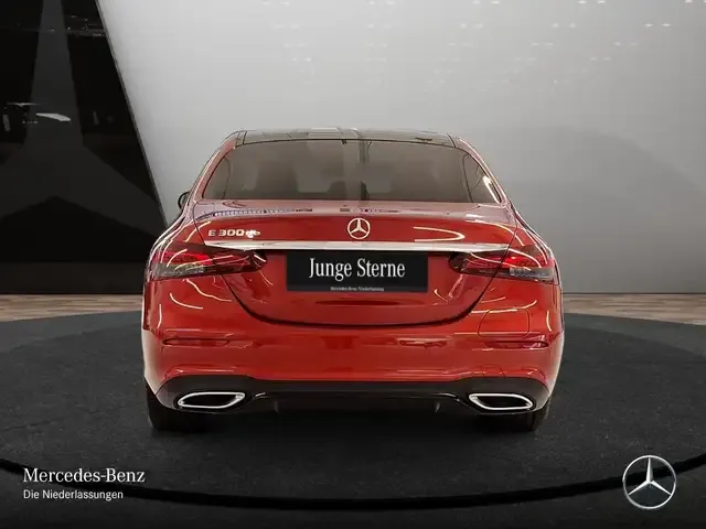Mercedes-Benz E 300
