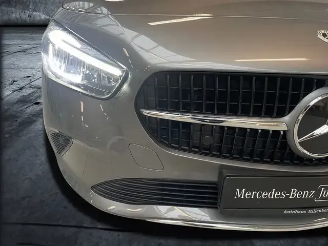 Mercedes-Benz B 200