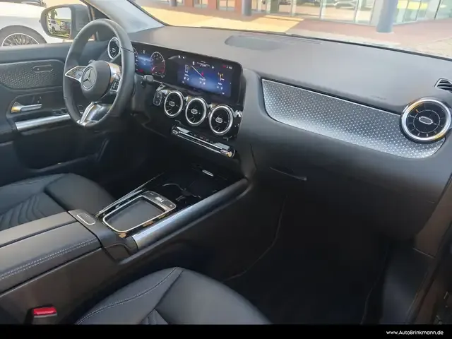 Mercedes-Benz GLA 180