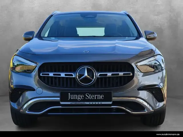 Mercedes-Benz GLA 180