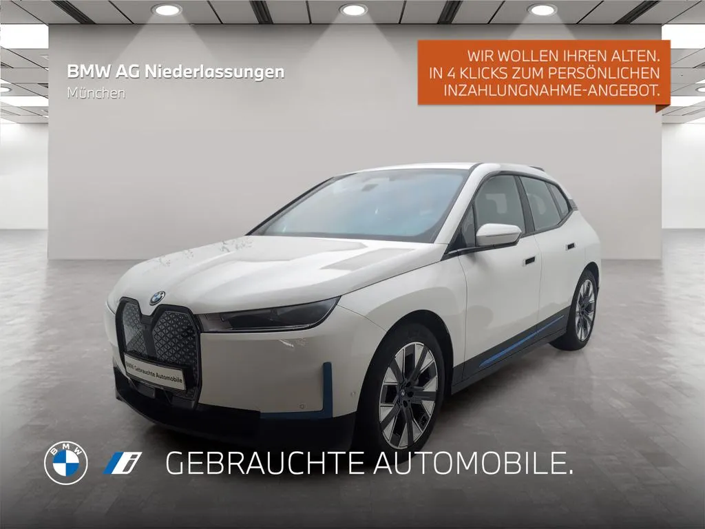 BMW iX