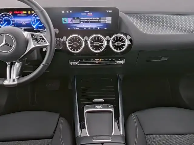 Mercedes-Benz EQA 300
