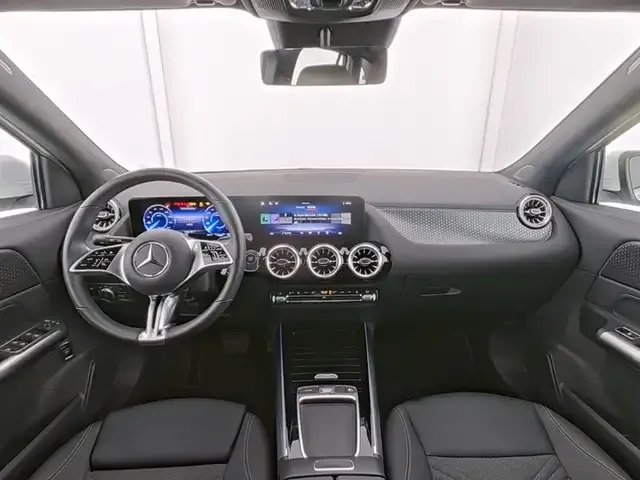 Mercedes-Benz EQA 300