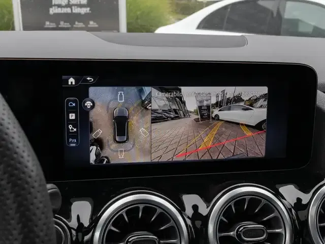 Mercedes-Benz GLA 180