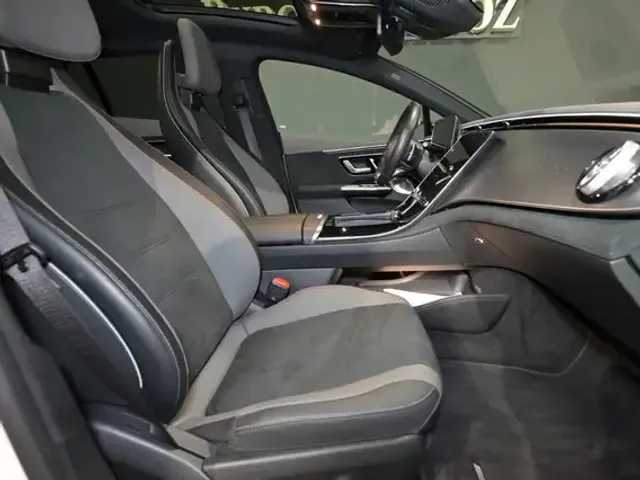 Mercedes-Benz EQE 350