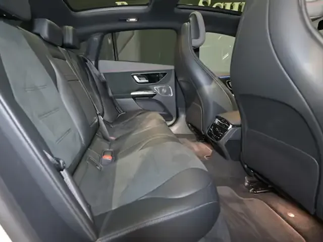 Mercedes-Benz EQE 350